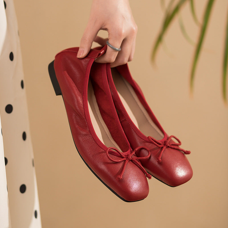Graceful Orthopedic Flats for Modern Look