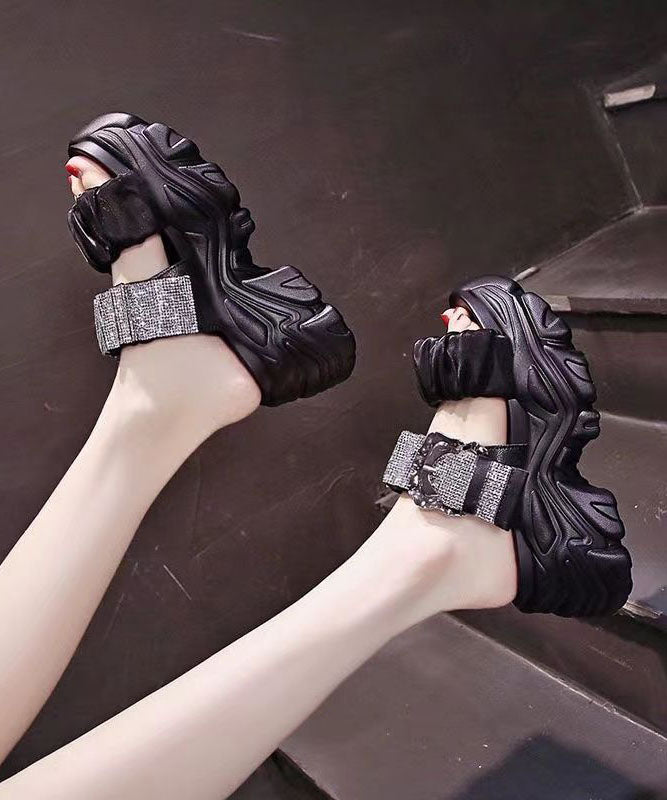 Chic Orthopedic Sandals with Unique Design
