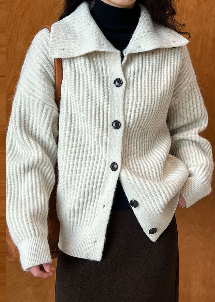 Beautifully Crafted Cardigan in a Classic Style