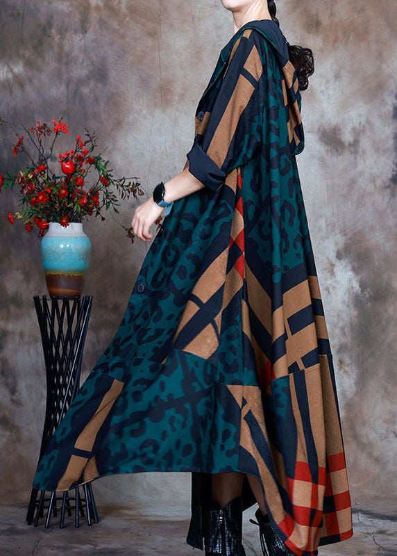 Beautifully Finished Coat in a Timeless Design