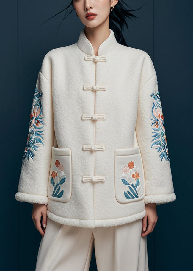 Sophisticated Coat with a Clean Classic Look