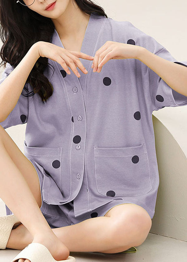Finely Styled Garment with a Classic Vintage Look