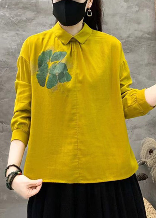 Classic Vintage Blouse with a Flattering Fit