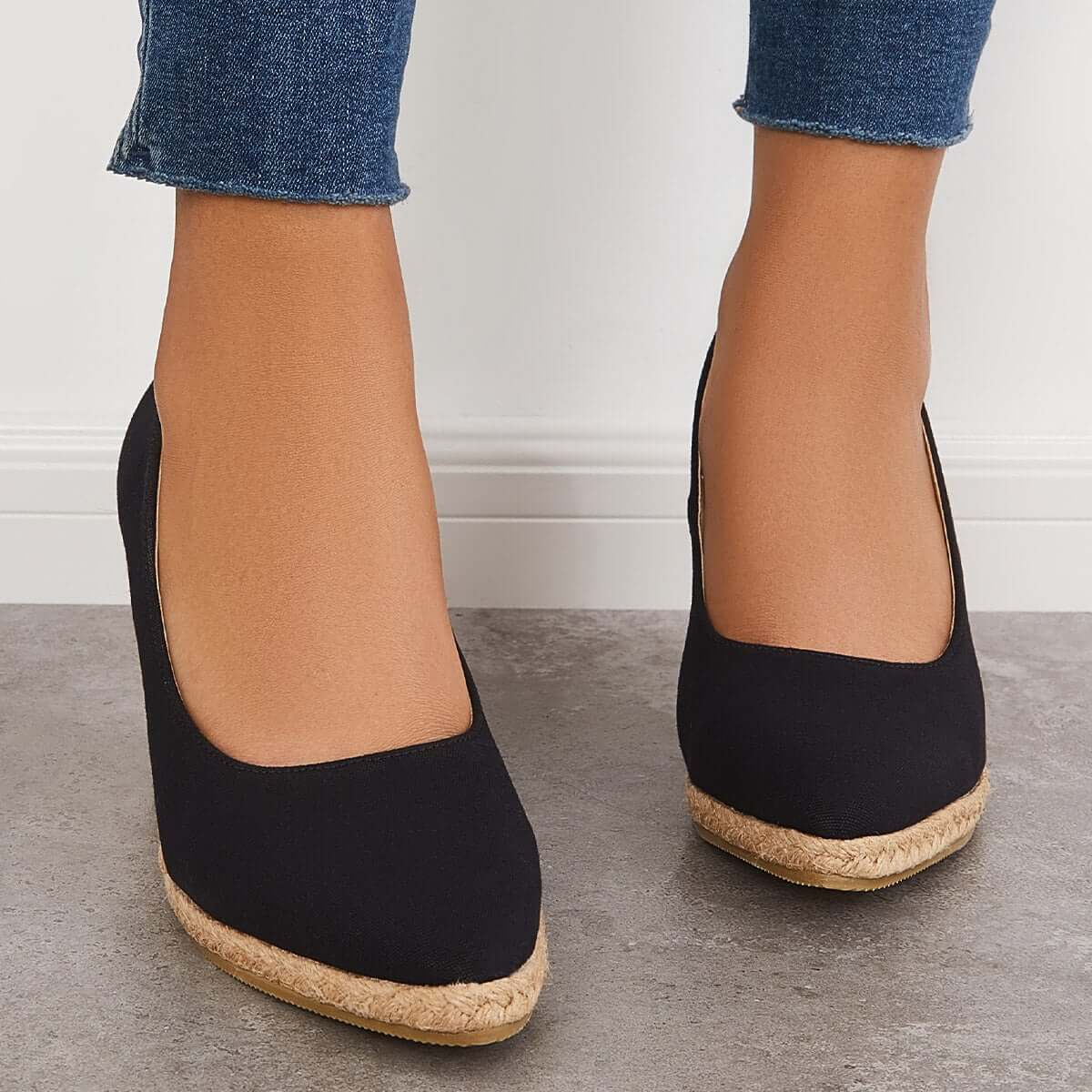 Beautifully Crafted Orthopedic Sandals