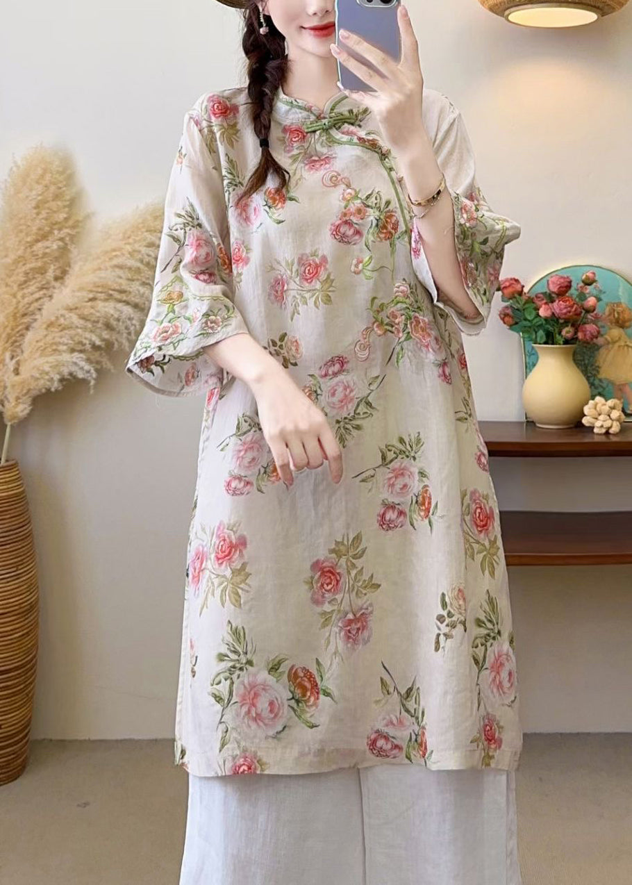 Beautifully Crafted Blouse in a Classic Style