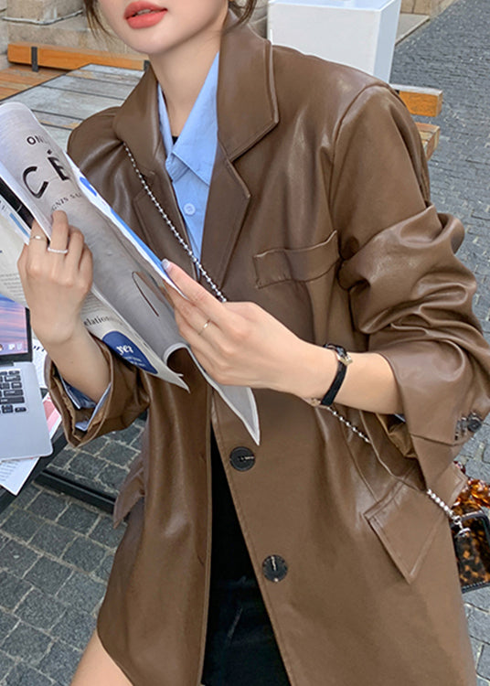 Classic Vintage Coat with a Flattering Fit