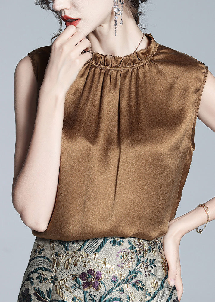 Classic Vintage Top with a Flattering Fit