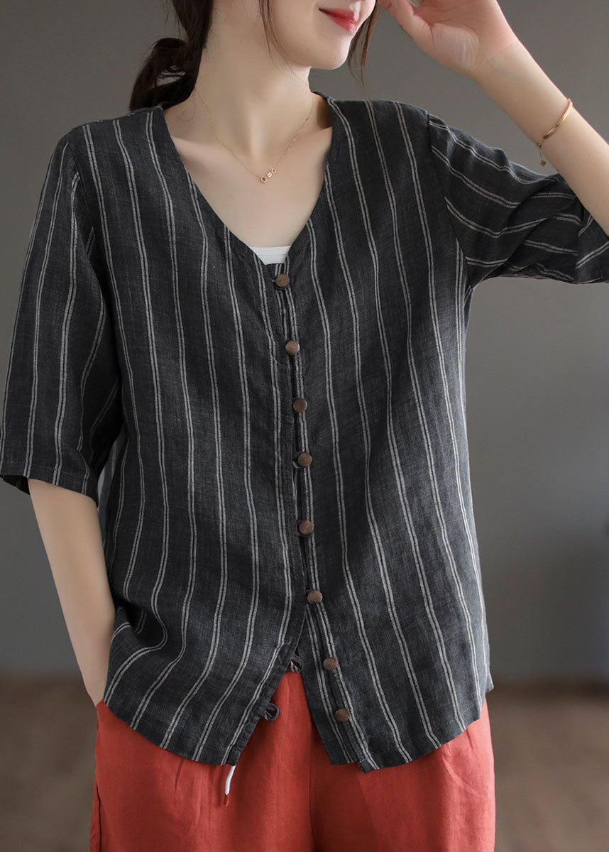 Beautifully Finished Blouse in a Timeless Design