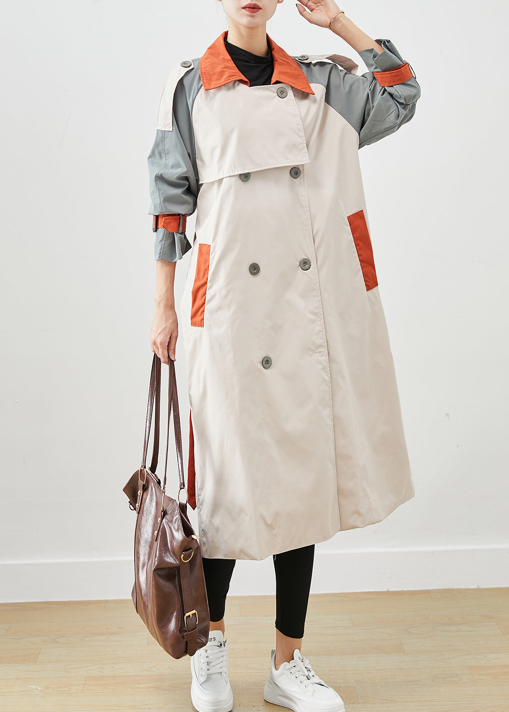 Beautifully Finished Coat in a Timeless Design