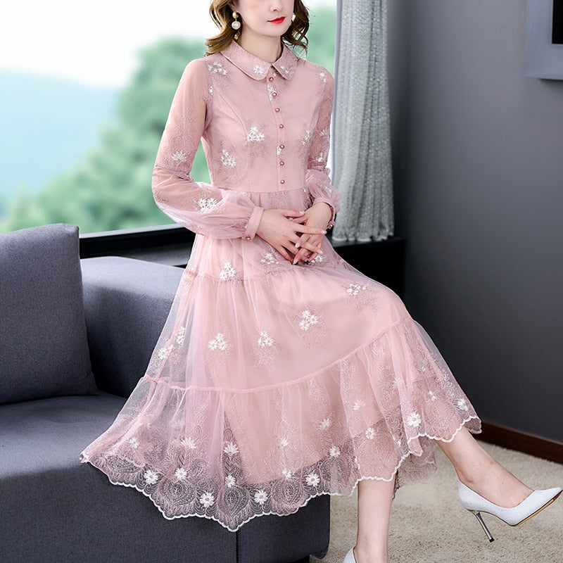 Sophisticated Dress with a Clean Classic Look