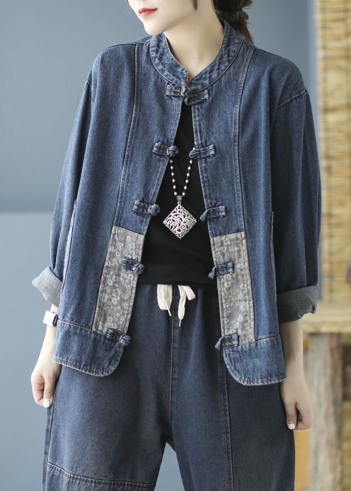 Classic Vintage & Enduringly Stylish Coat