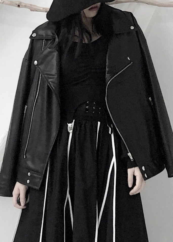 Well Tailored Jacket with a Graceful Silhouette