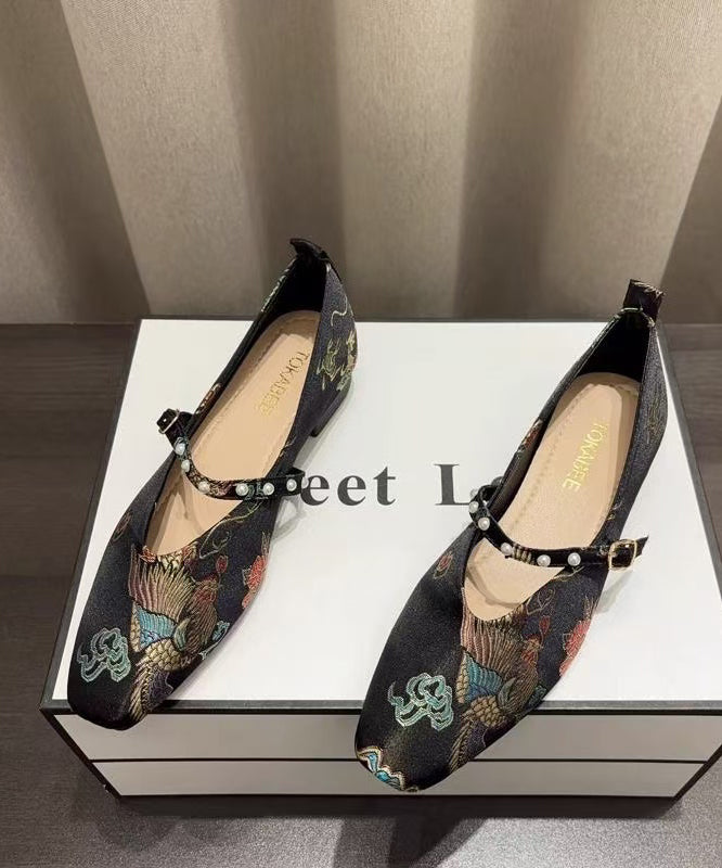 Chic Orthopedic Shoes with Unique Design