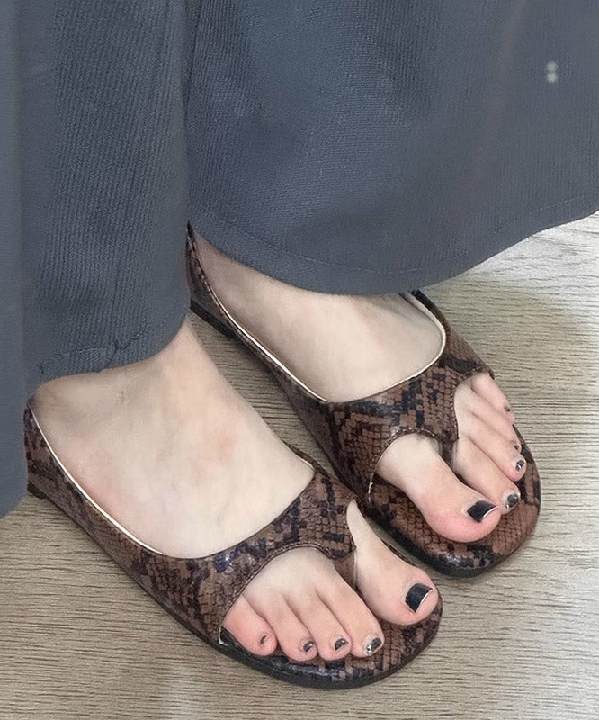 Chic Orthopedic Sandals with Unique Design