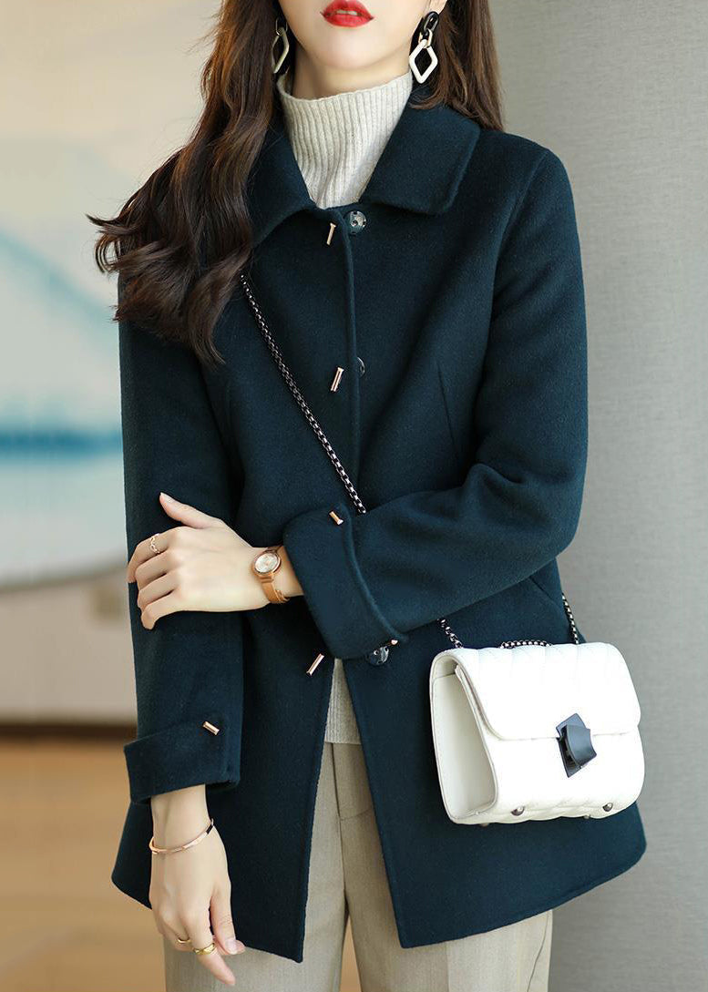 Gracefully Styled Coat for Any Occasion