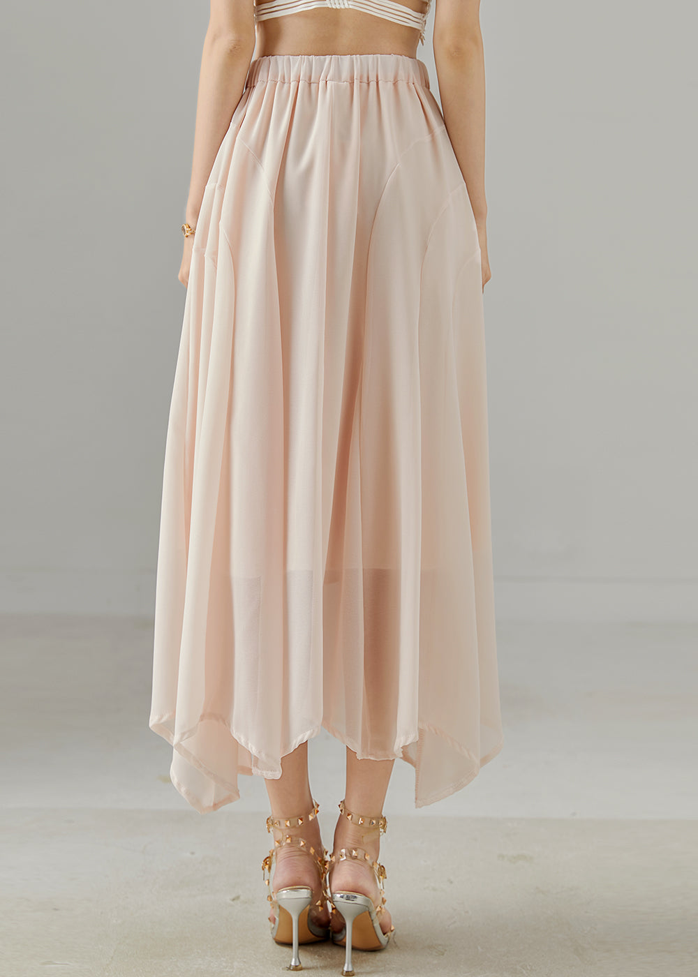 Classic Vintage Garment with a Flattering Fit