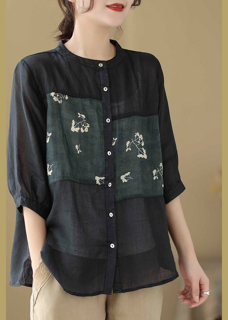 Classic Vintage Shirt with a Flattering Fit