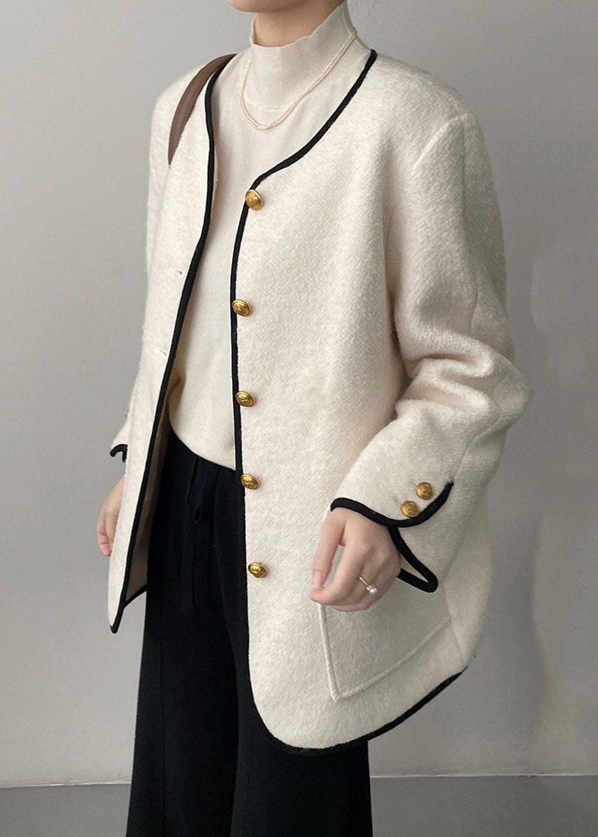 Polished Coat with an Effortless Classic Look