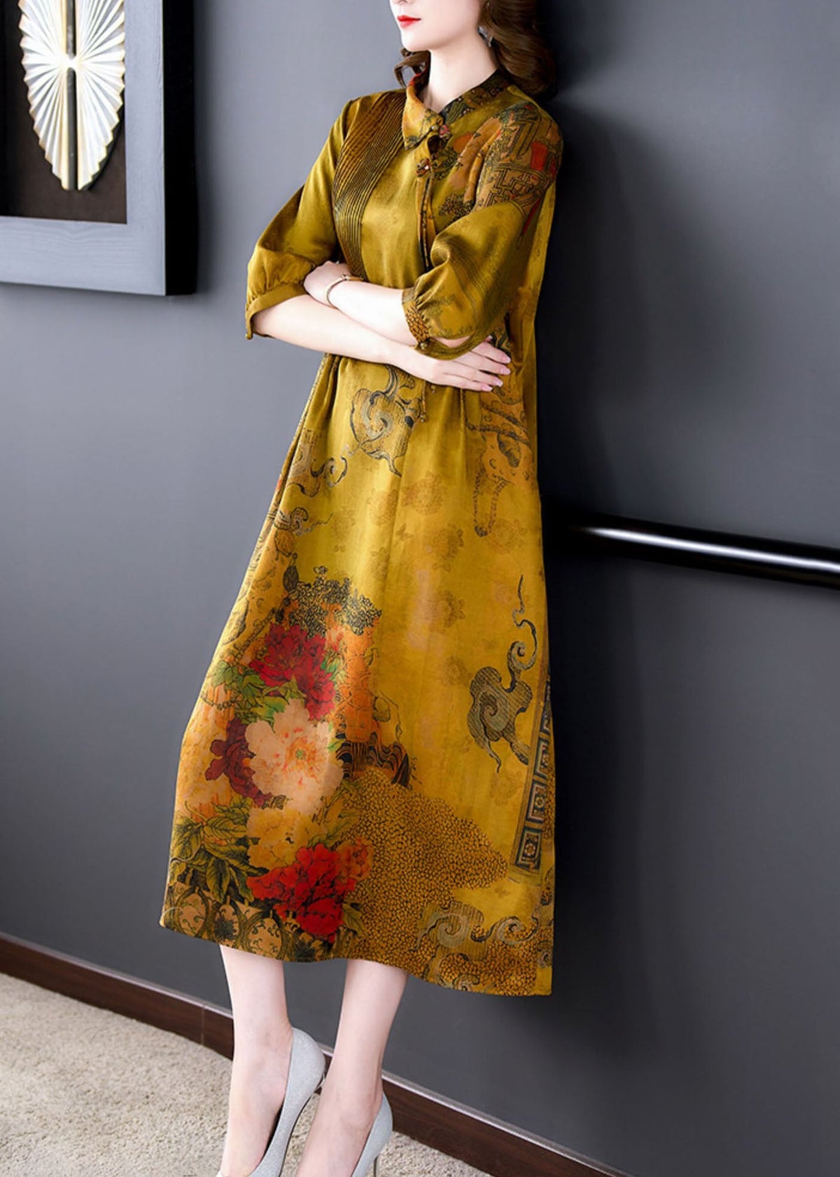 Classic Vintage & Enduringly Stylish Dress