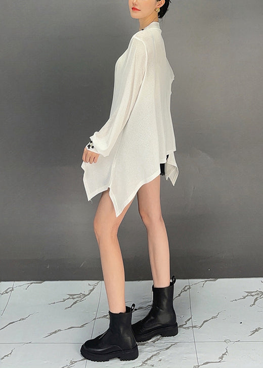 Well Tailored Shirt with a Graceful Silhouette