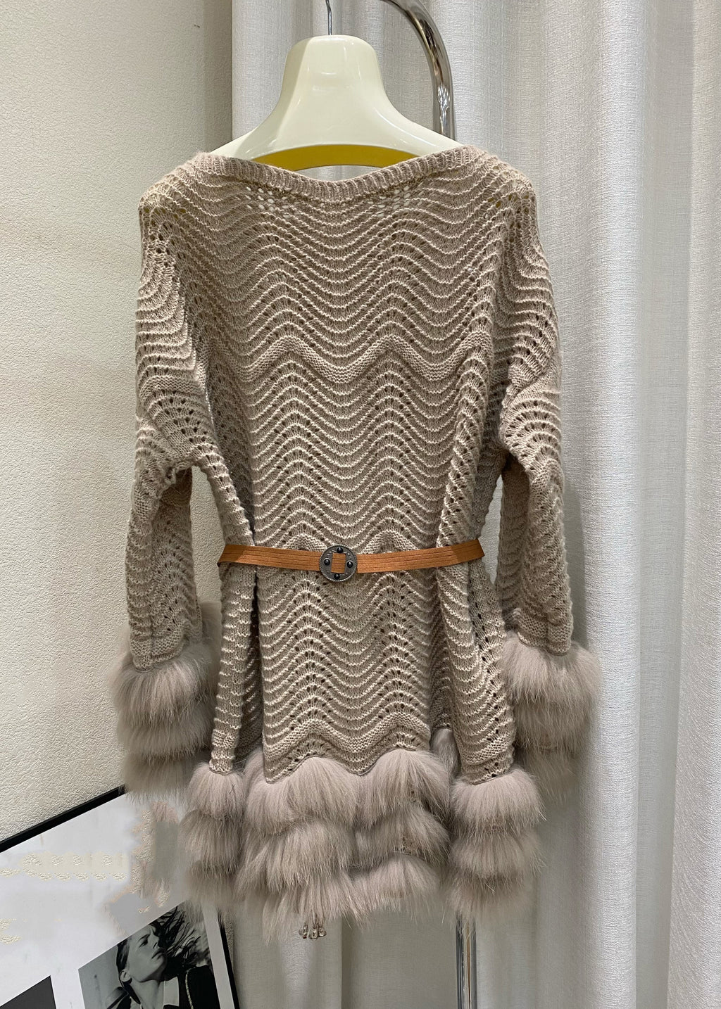 Classic Vintage Sweater with a Flattering Fit