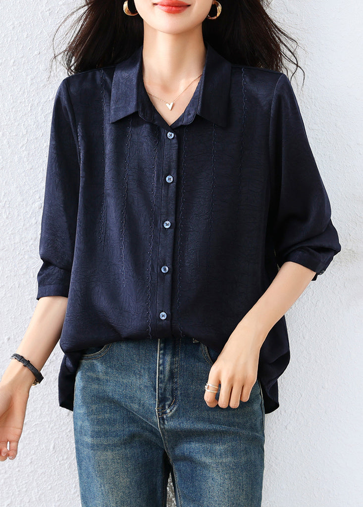 Beautifully Crafted Blouse in a Classic Style