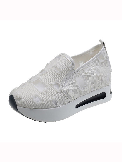 Beautifully Crafted Orthopedic Sneakers
