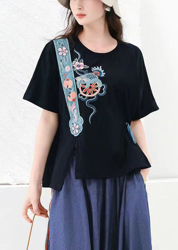 Elegantly Styled Shirt for Everyday Wear