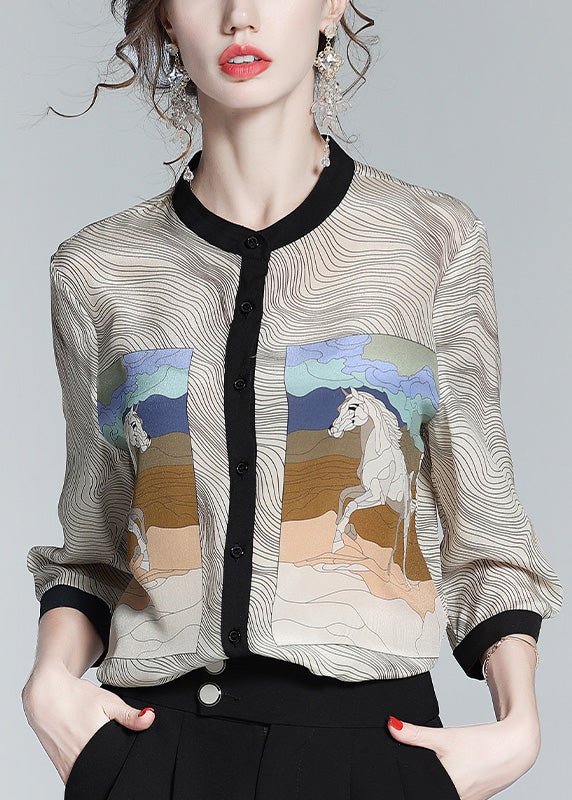 Well Tailored Shirt with a Graceful Silhouette