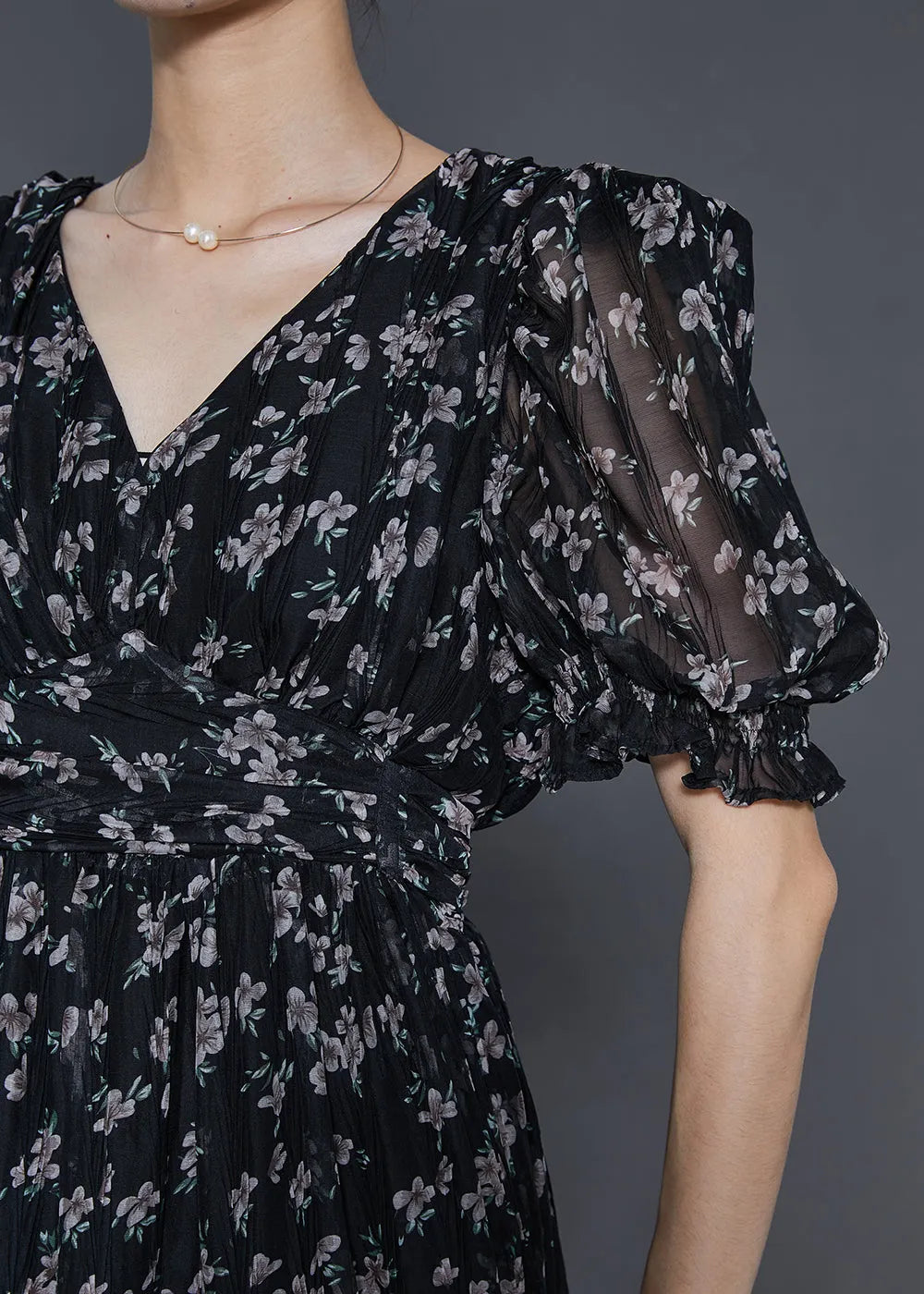 Classic Vintage Dress with a Flattering Fit