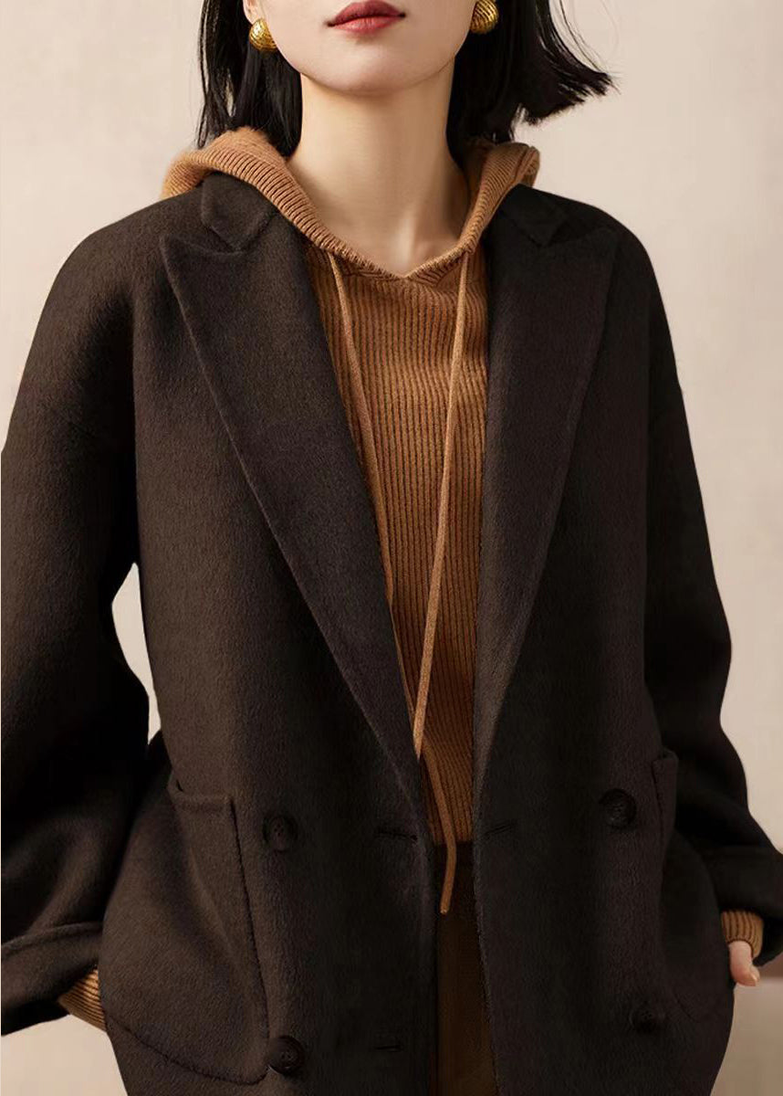 Classic Vintage Coat with a Flattering Fit