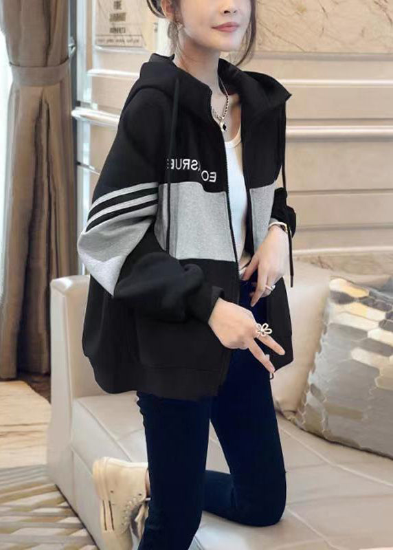 Elegantly Styled Coat for Everyday Wear