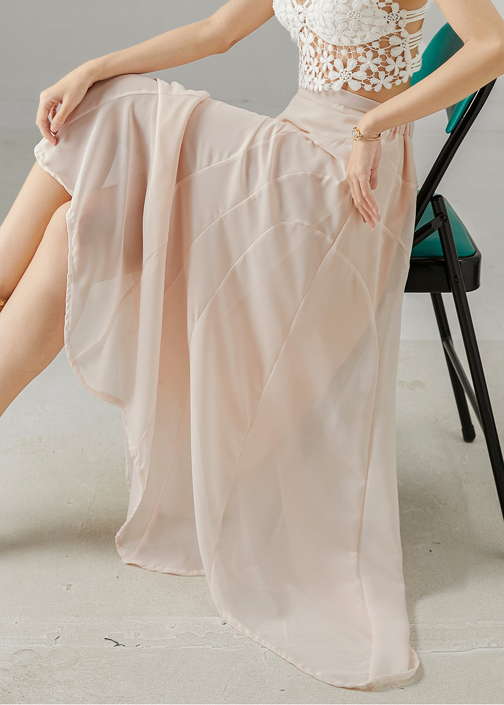 Classic Vintage Garment with a Flattering Fit