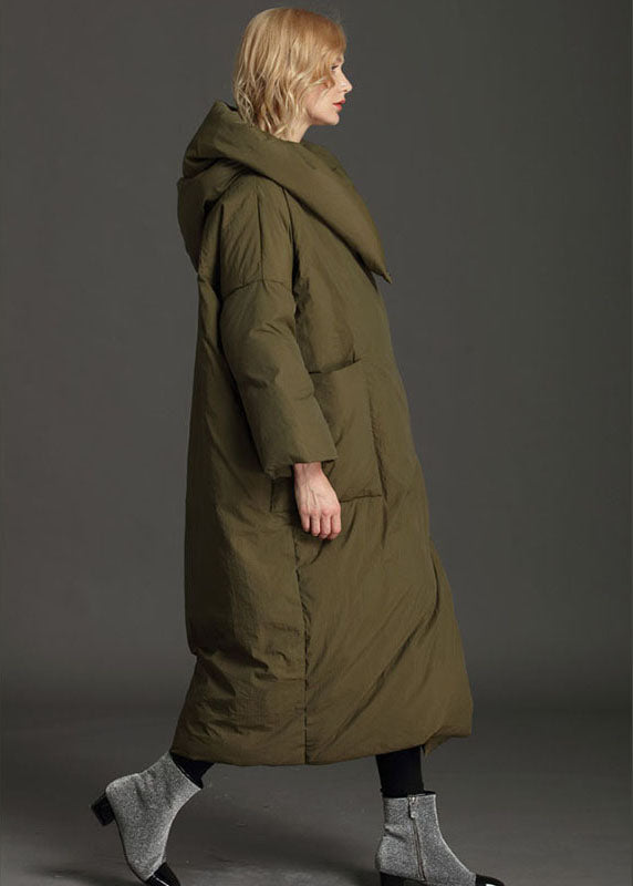 Well Tailored Coat with a Graceful Silhouette