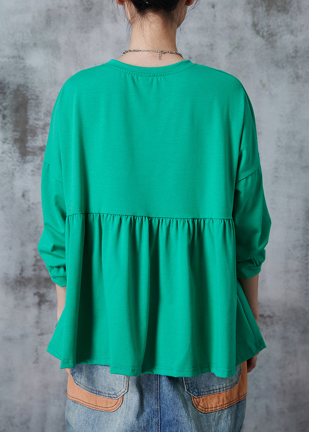 Classic Vintage Shirt with a Flattering Fit