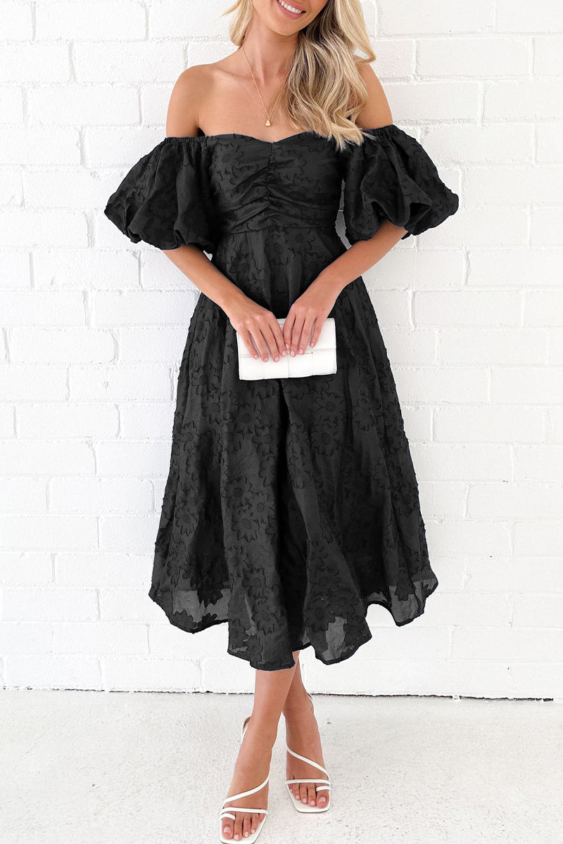 Classic Vintage Dress with a Flattering Fit