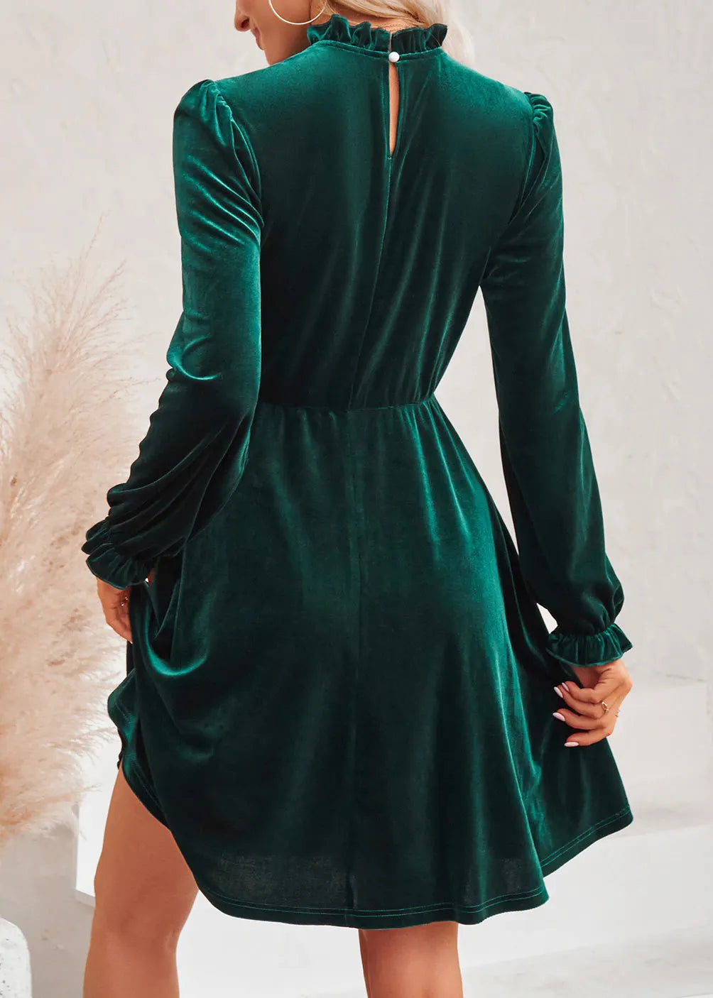 Polished Dress with an Effortless Classic Look