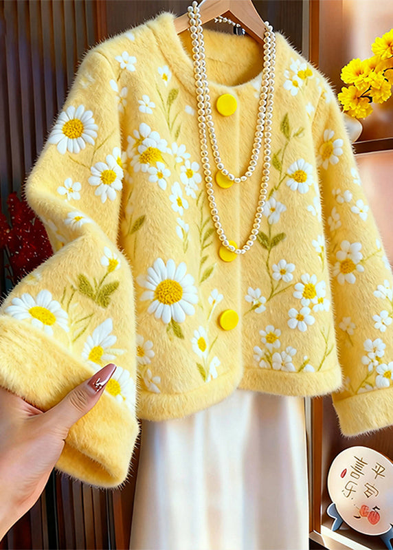 Beautifully Crafted Cardigan in a Classic Style