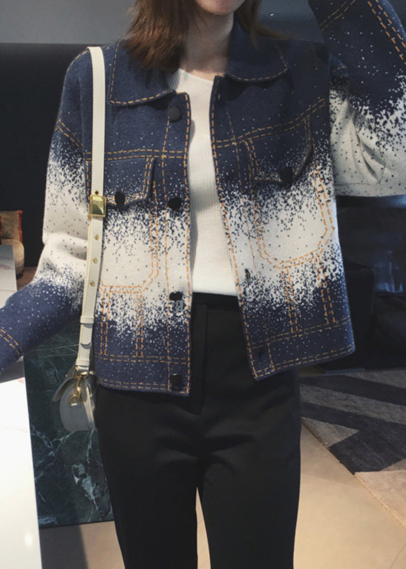 Gracefully Styled Coat for Any Occasion