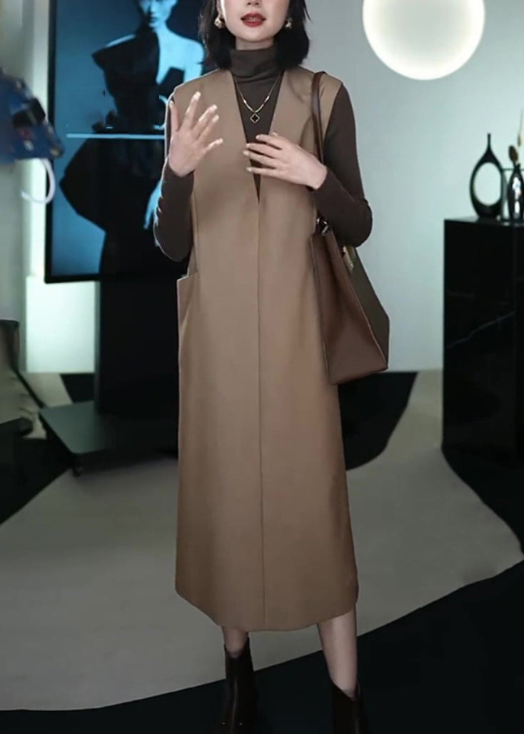 Sophisticated Dress with a Clean Classic Look