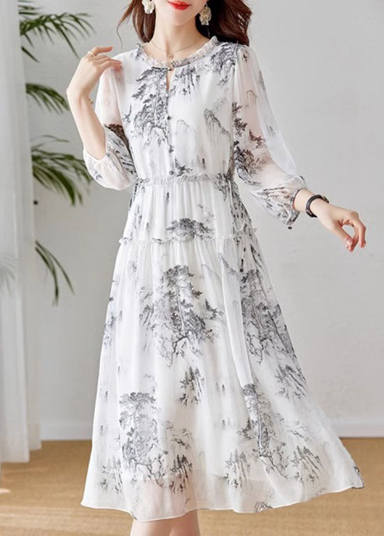 Classic Vintage Dress with a Flattering Fit