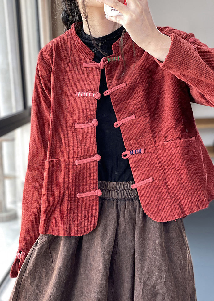 Beautifully Finished Coat in a Timeless Design