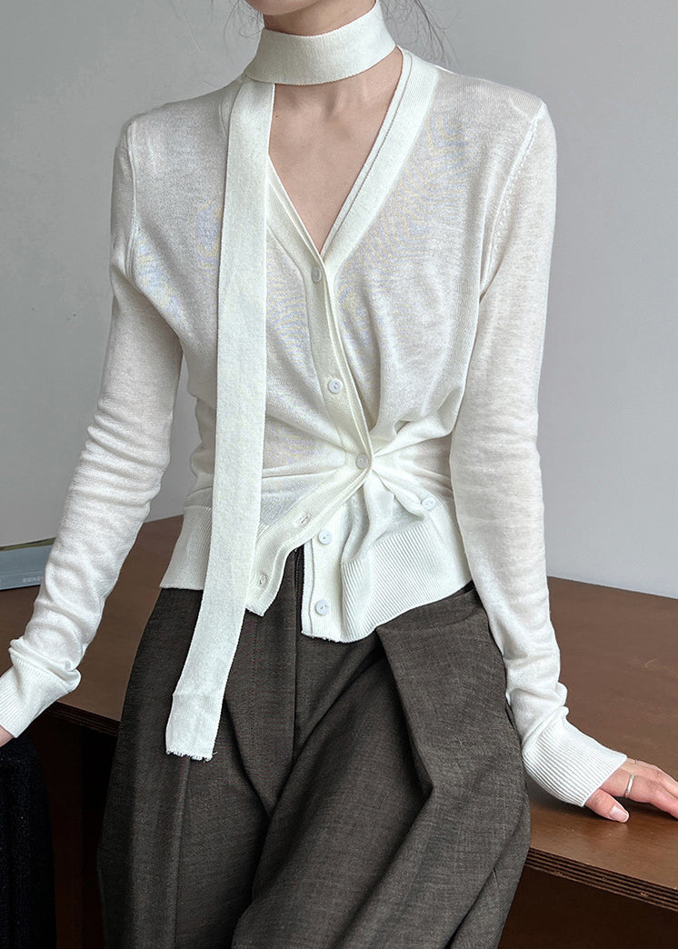 Beautifully Finished Top in a Timeless Design