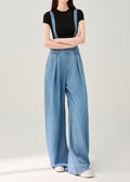Well Tailored Pants with a Graceful Silhouette