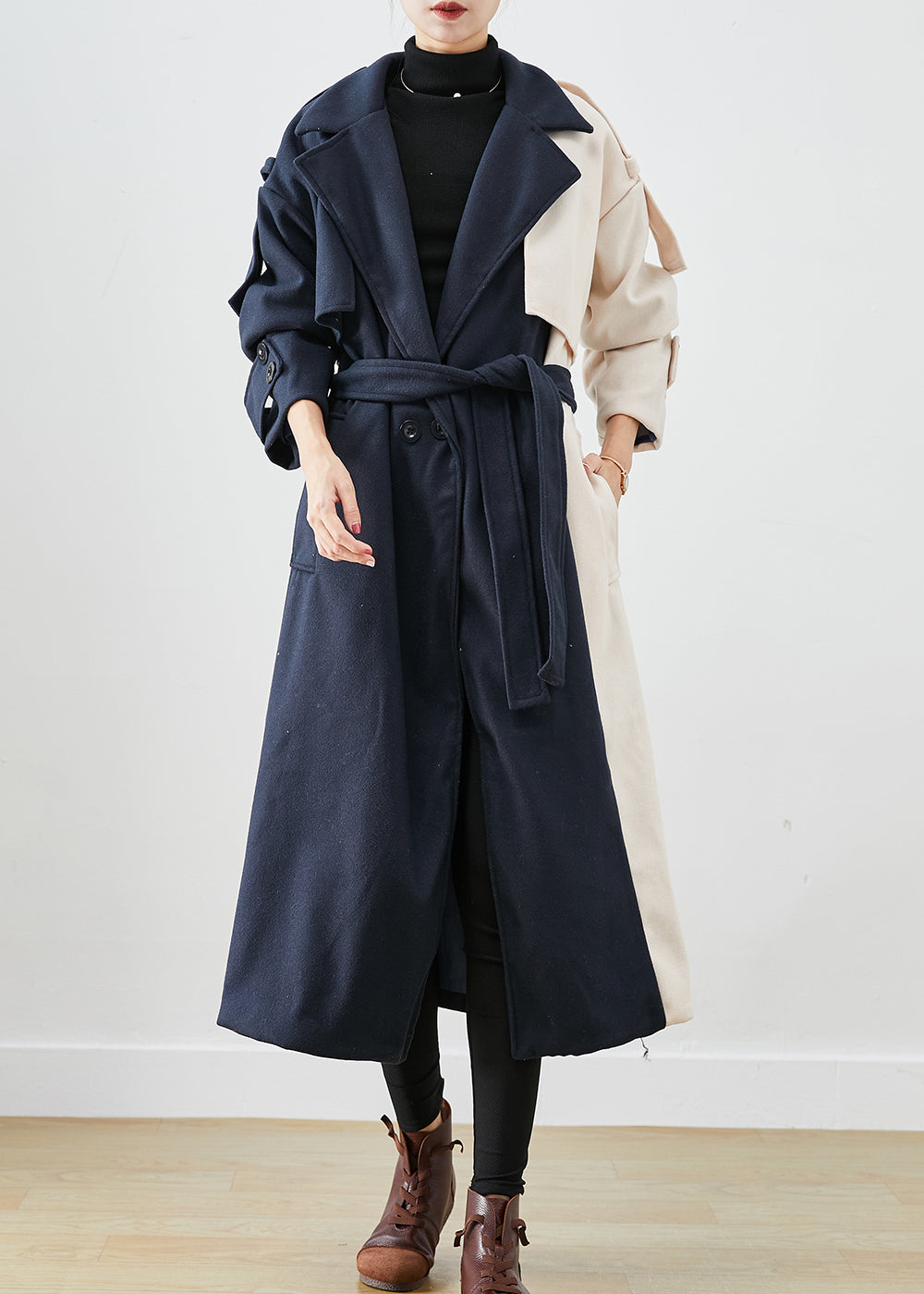 Well Tailored Coat with a Graceful Silhouette