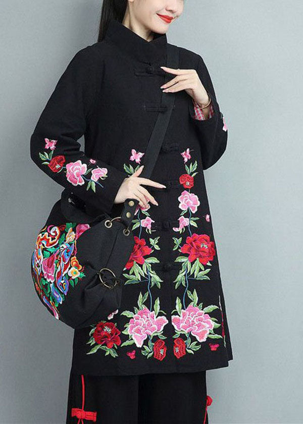Effortlessly Elegant Coat with a Timeless Design