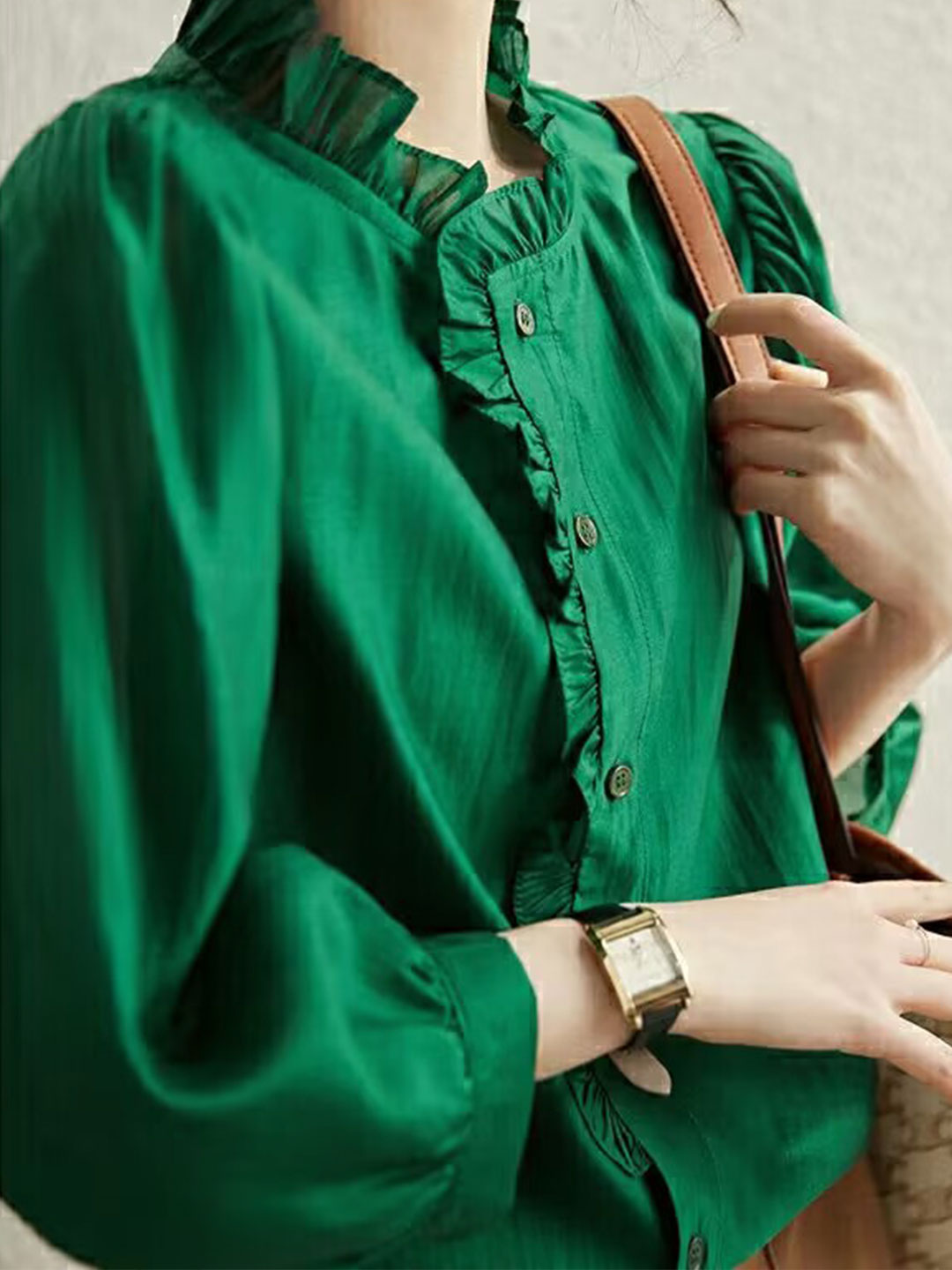 Elegantly Styled Shirt for Everyday Wear