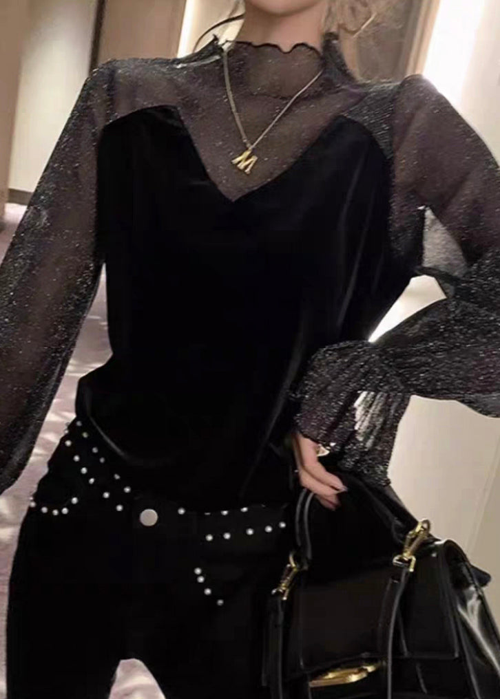 Sophisticated Blouse with a Clean Classic Look
