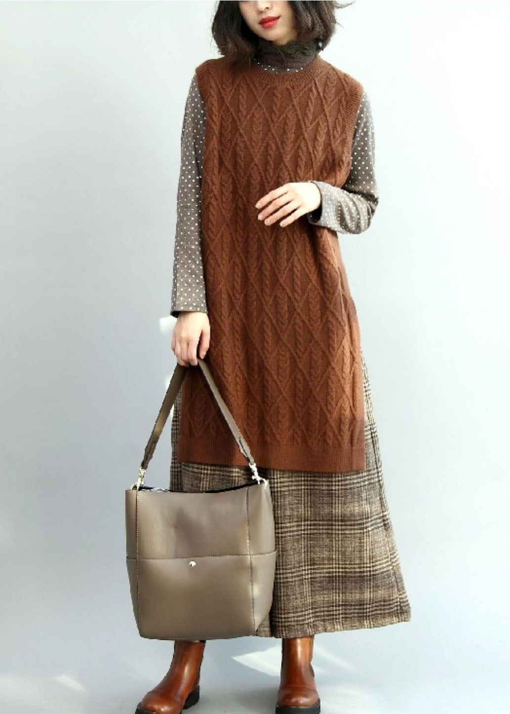 Well Tailored Garment with a Graceful Silhouette