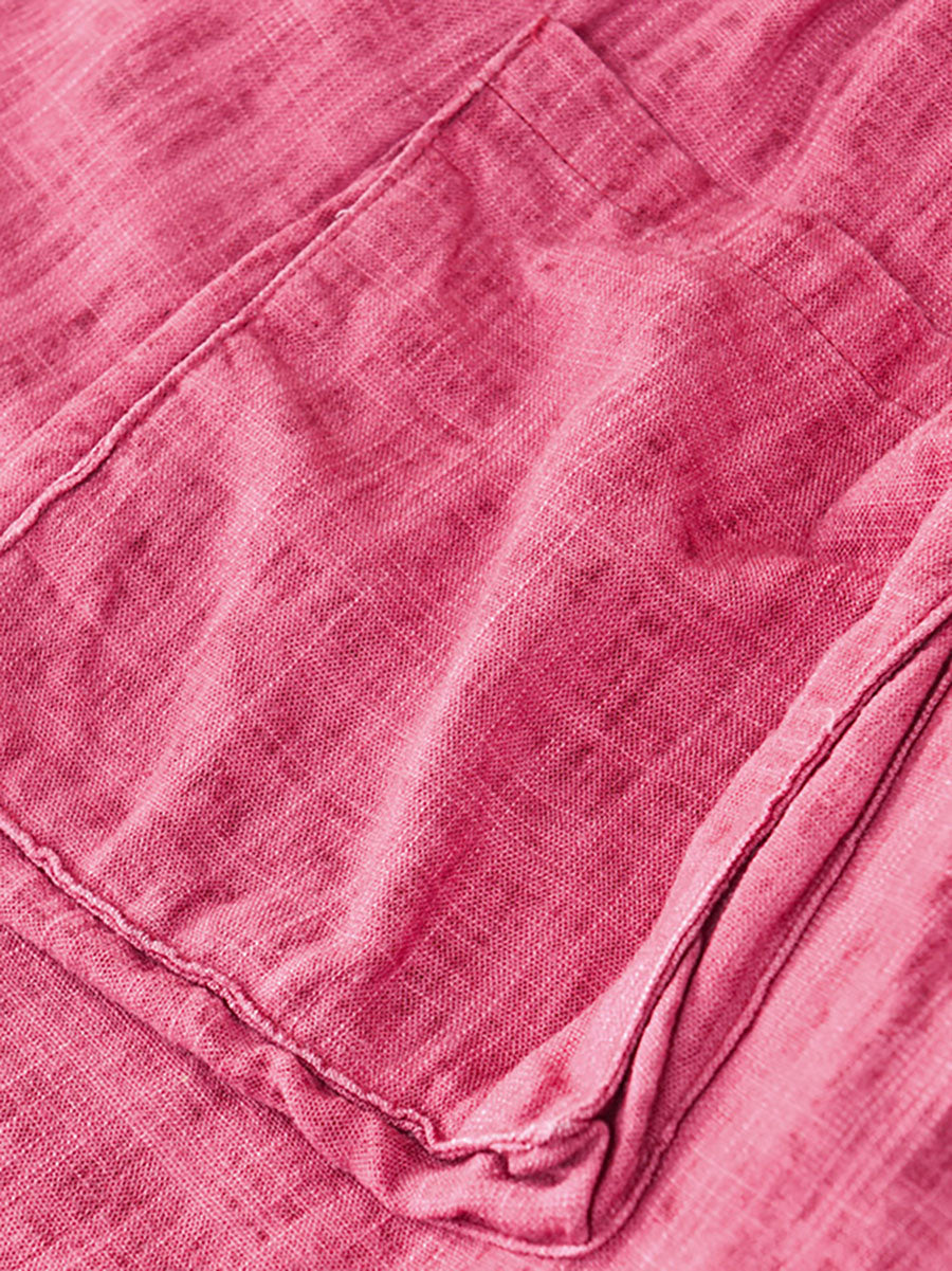Effortlessly Elegant Pants with a Timeless Design